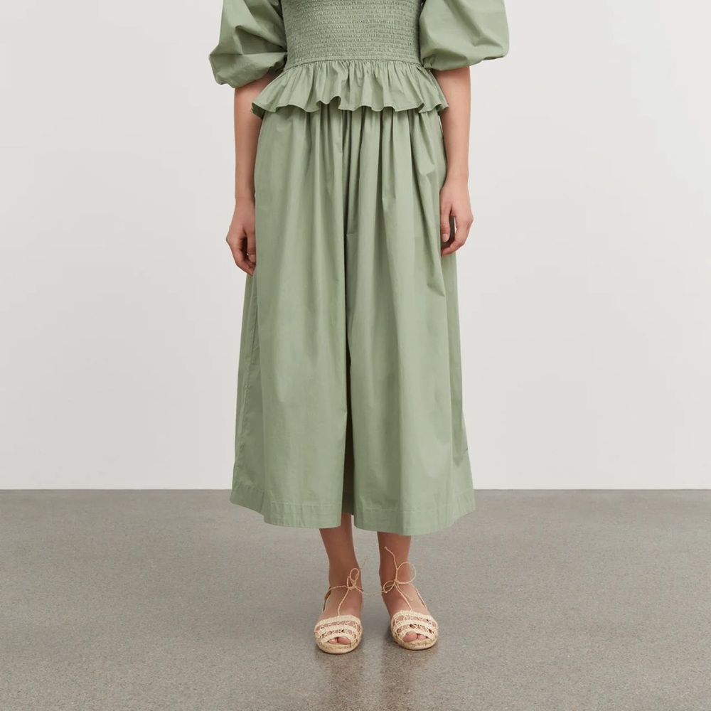 Small Studio Skirt in Dusty Green Size XS